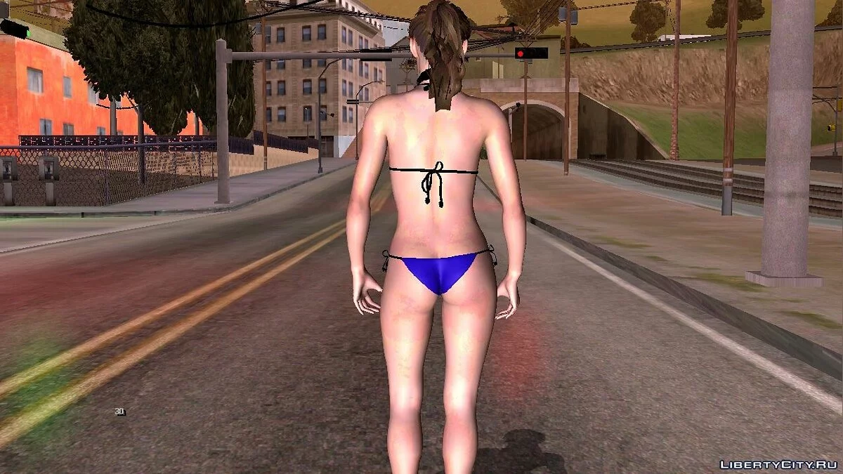 Claire en bikini / GTA San Andreas (iOS, Android)