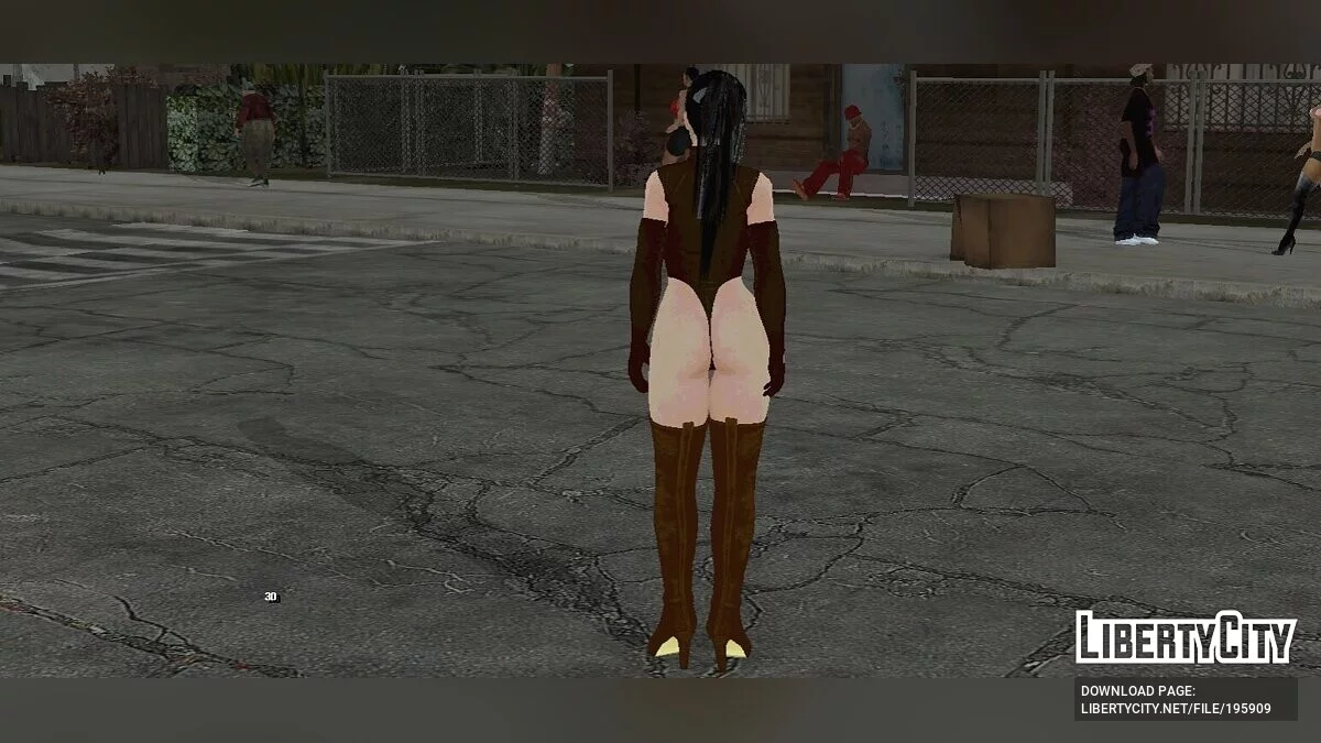 Chica en traje sexy / GTA San Andreas (iOS, Android)