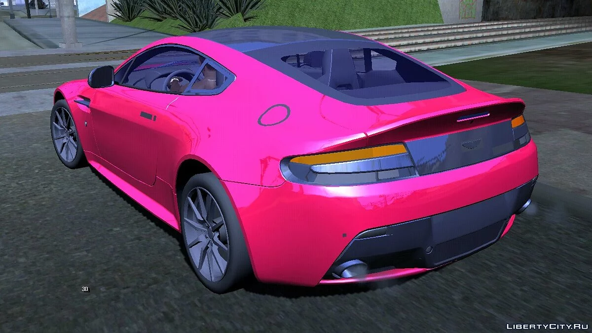 Aston Martin (hanya DFF) / GTA San Andreas (iOS, Android)