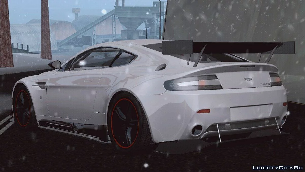 Aston Martin V8 / GTA San Andreas (iOS, Android)
