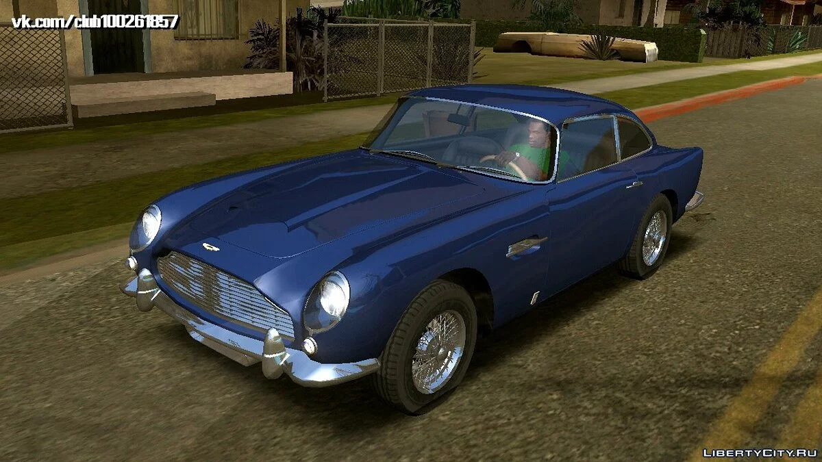 Aston Martin DB5 Agente 007 / GTA San Andreas (iOS, Android)