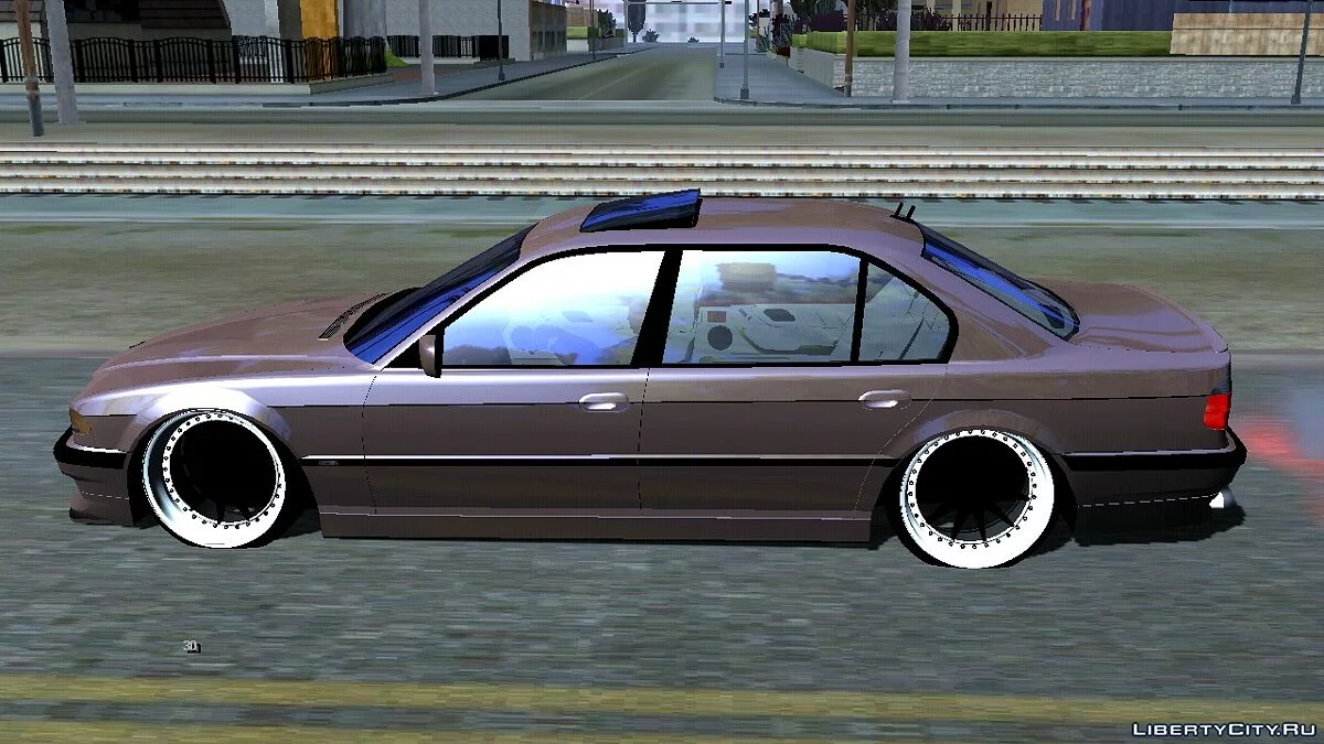 BMW E38 Estilo V.I.P. / GTA San Andreas (iOS, Android)