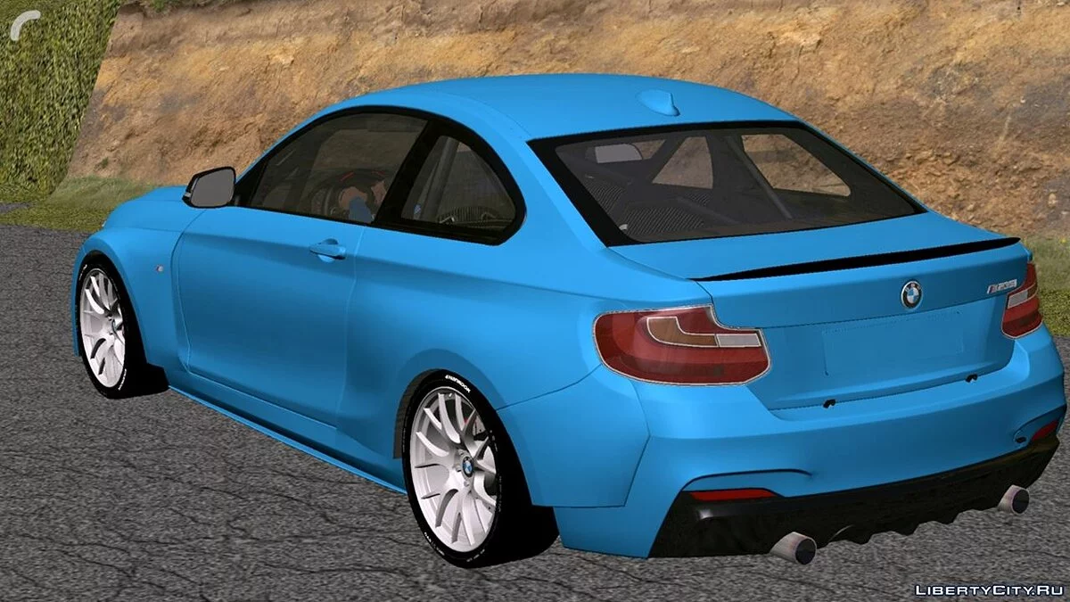 宝马 M235I / GTA San Andreas (iOS, Android)