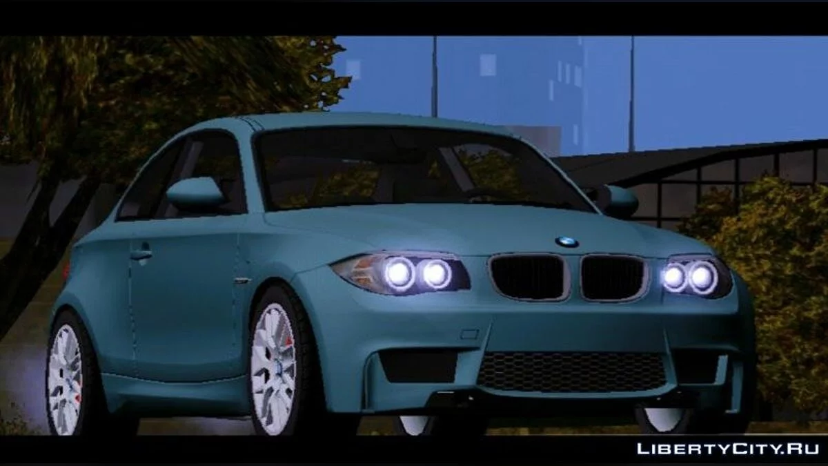 2012 Bmw 1M Coupe / GTA San Andreas (iOS, Android)
