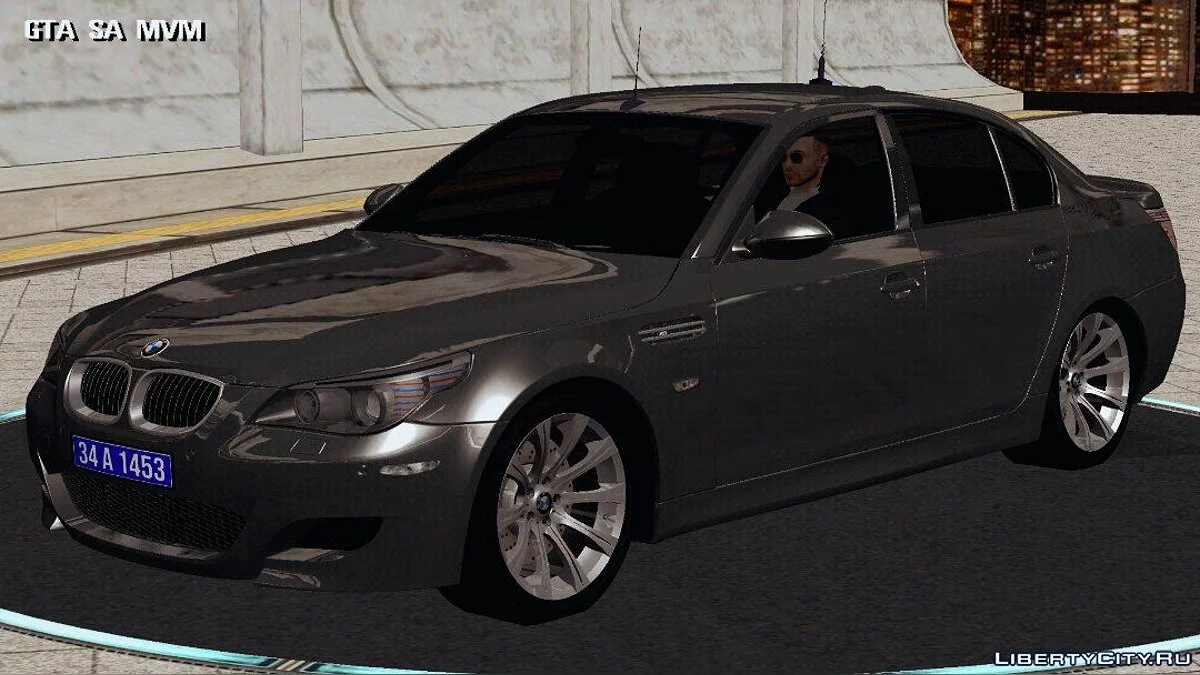 BMW M5 / GTA San Andreas (iOS, Android)