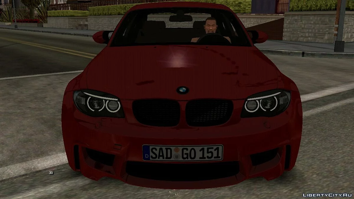 BMW M1 / GTA سان أندرياس (iOS، أندرويد)