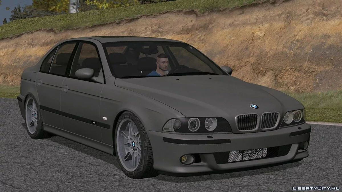 BMW M5 / GTA San Andreas (iOS, Android)