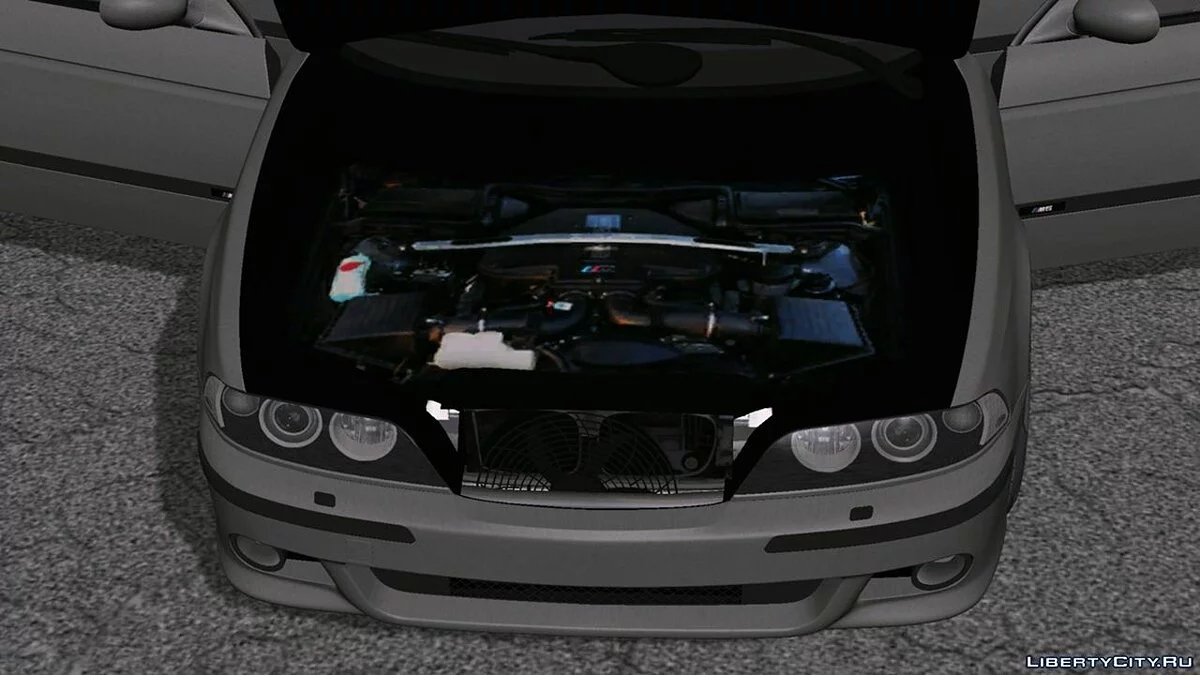 BMW M5 / GTA San Andreas (iOS, Android)