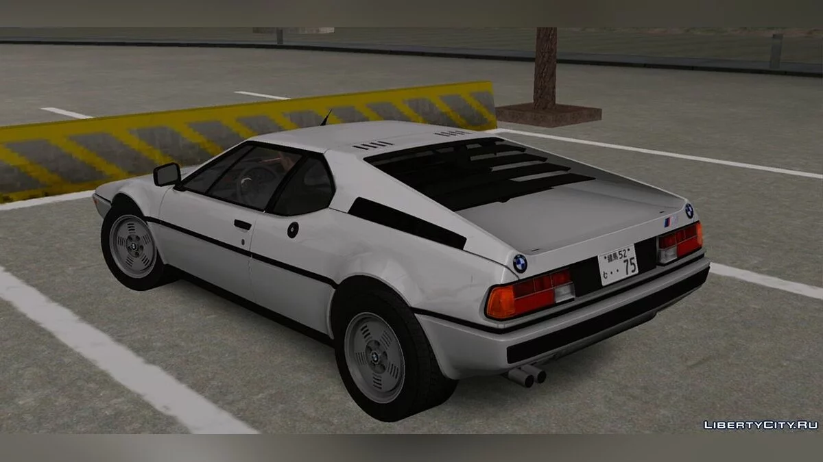 BMW M1 E26 / GTA San Andreas (iOS, Android)
