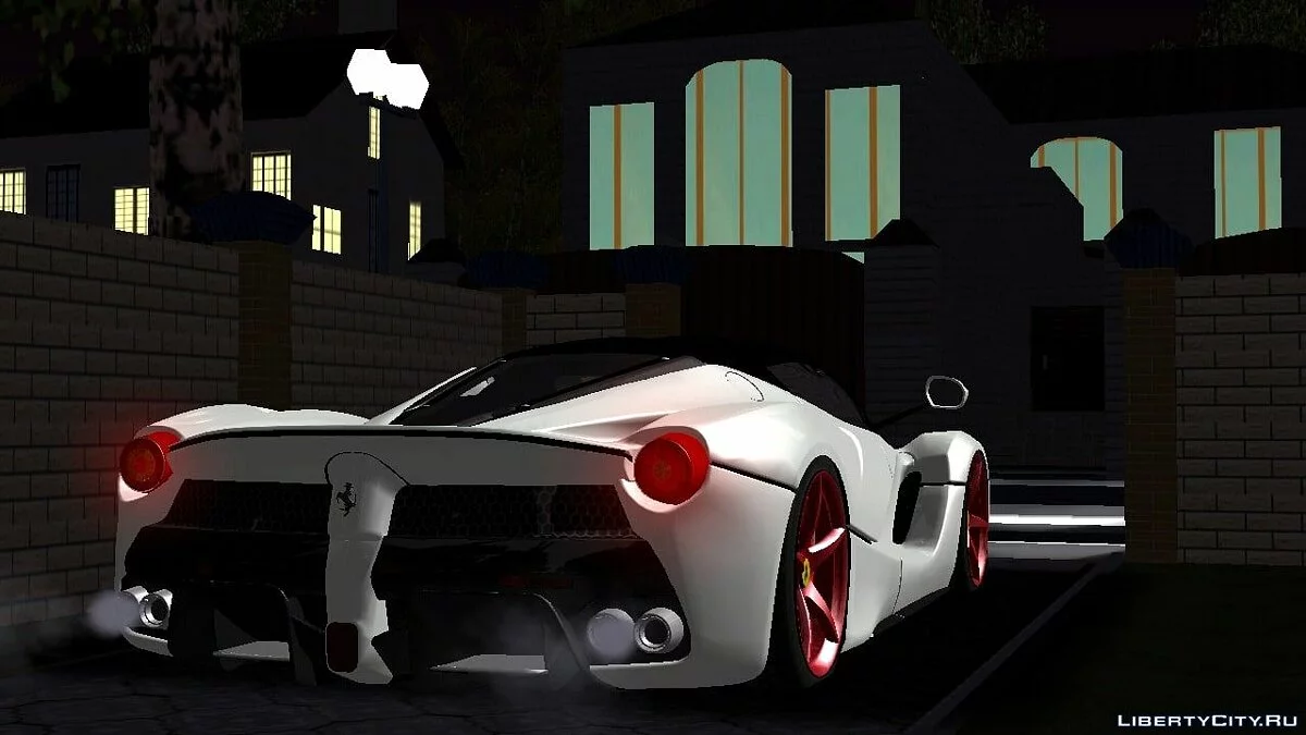 LaFerrari / GTA San Andreas (iOS, Android)