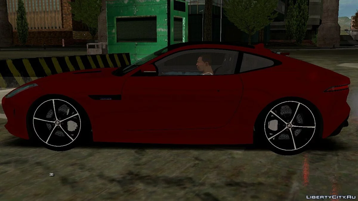 جاكوار إف-تايب إس في آر / GTA سان أندرياس (iOS، أندرويد)