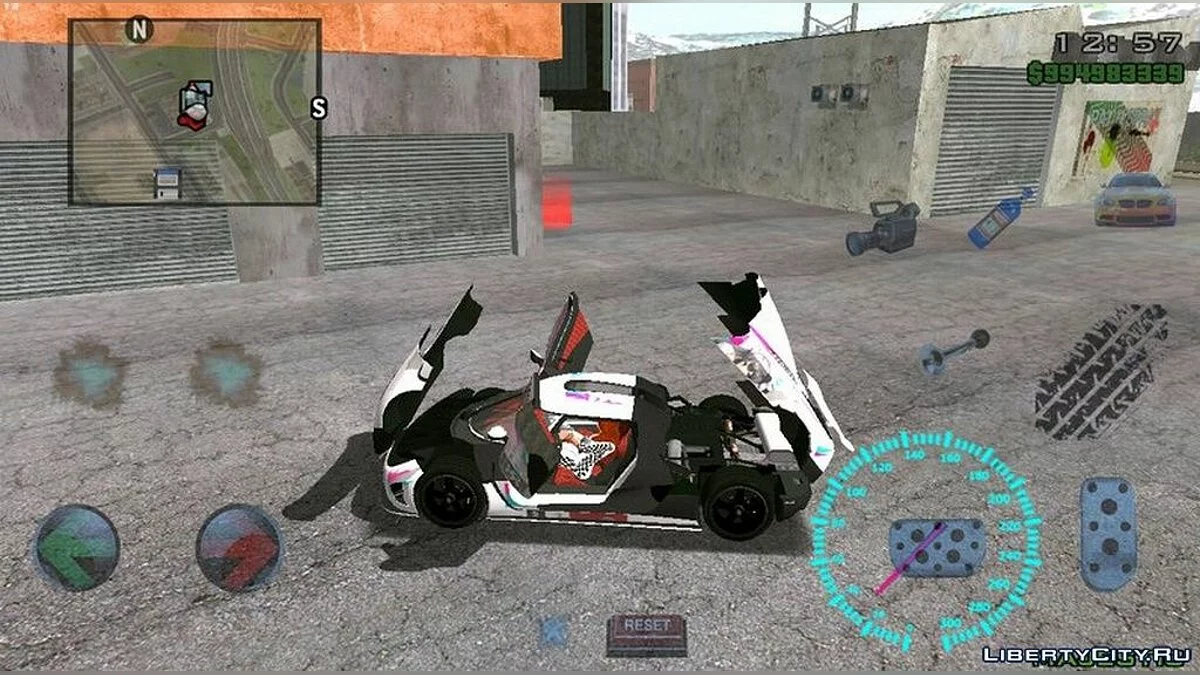 科尼赛克Agera R / GTA San Andreas (iOS, Android)