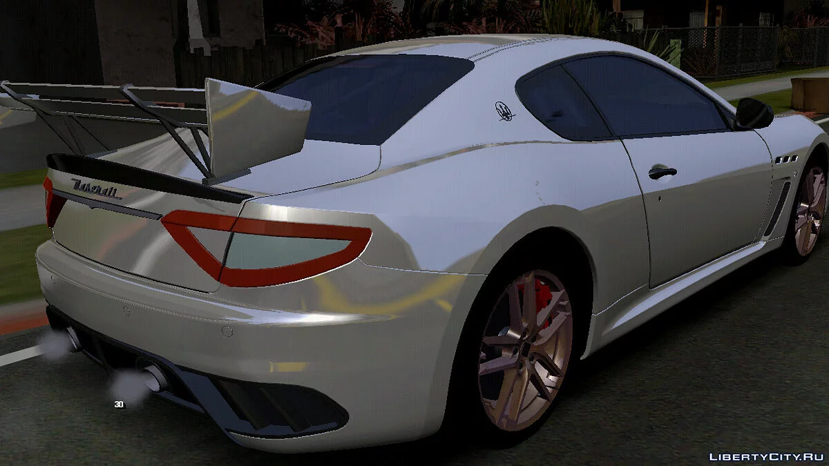 Maserati Gran Turismo (apenas DFF) / GTA San Andreas (iOS, Android)