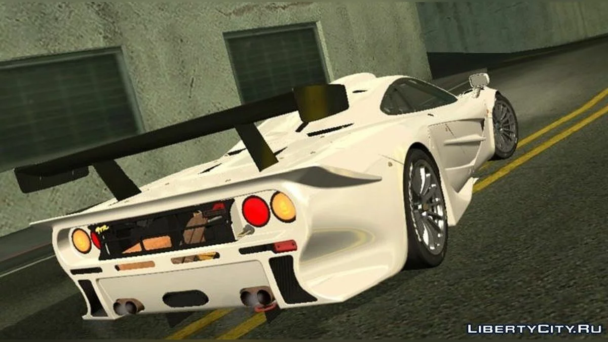McLaren F1 GTR / GTA San Andreas (iOS, Android)