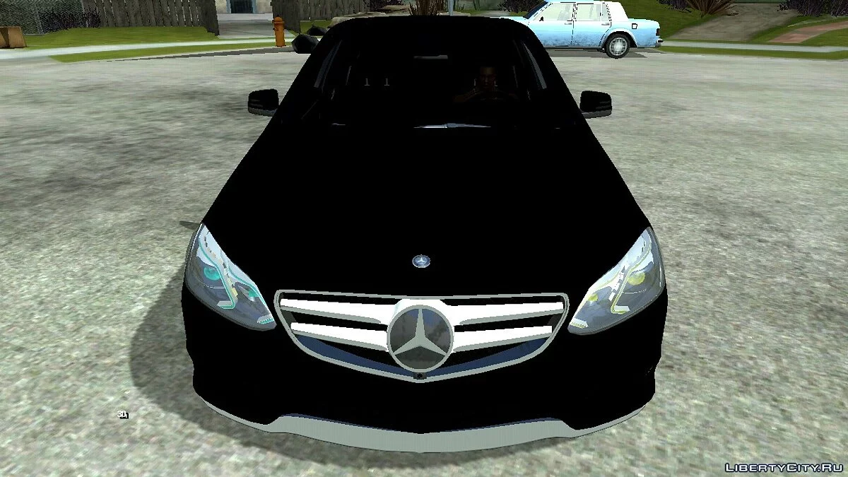 梅赛德斯-奔驰 E250 / GTA San Andreas (iOS, Android)