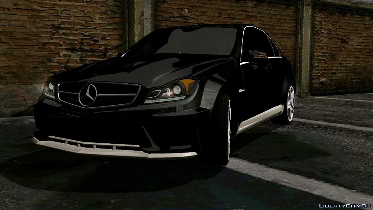 Mercedes-Benz C63 Class 2012 (DFF فقط) / GTA سان أندرياس (iOS، أندرويد)