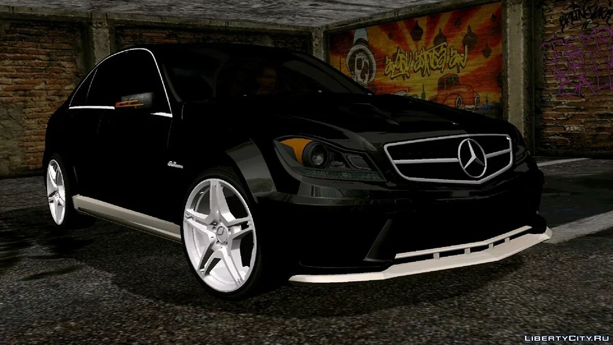Mercedes-Benz C63 Class 2012 (DFF فقط) / GTA سان أندرياس (iOS، أندرويد)