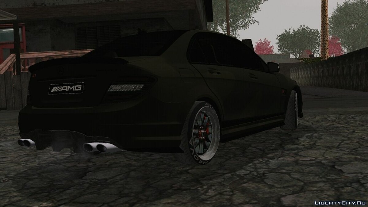 Download Mercedes Benz C63 AMG camouflage for GTA San Andreas (iOS, Android)