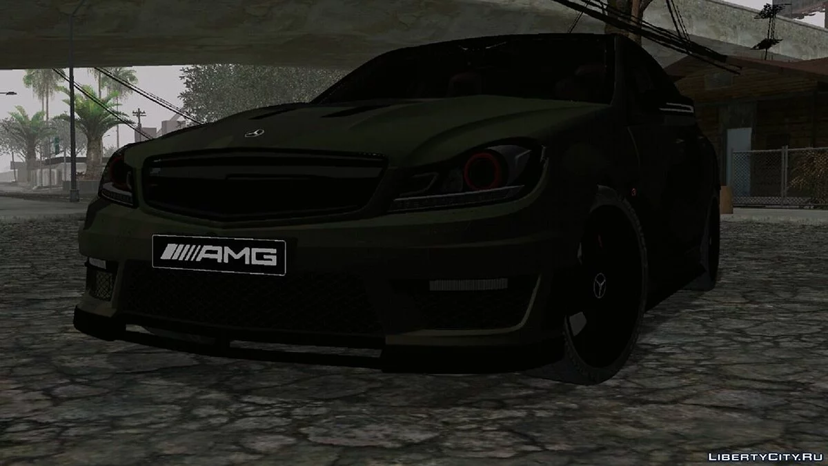 Mercedes Benz C63 AMG camouflage / GTA San Andreas (iOS, Android)