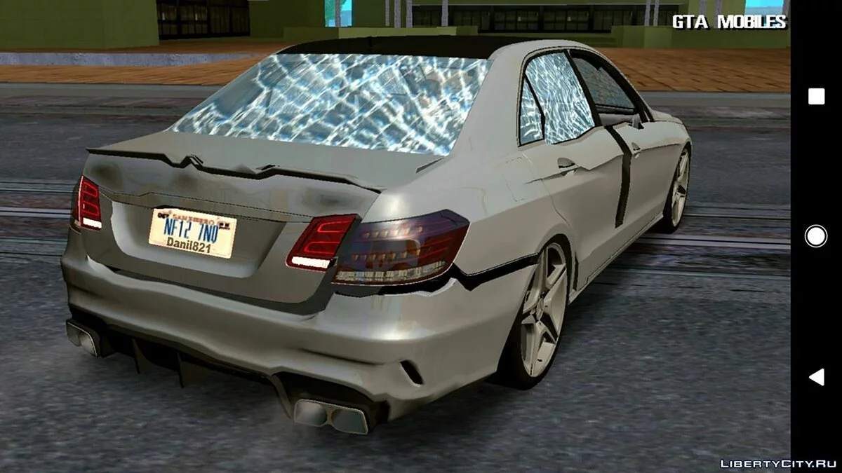 梅赛德斯-奔驰 E 级 W212 AMG E63 (仅 DFF) / GTA San Andreas (iOS, Android)