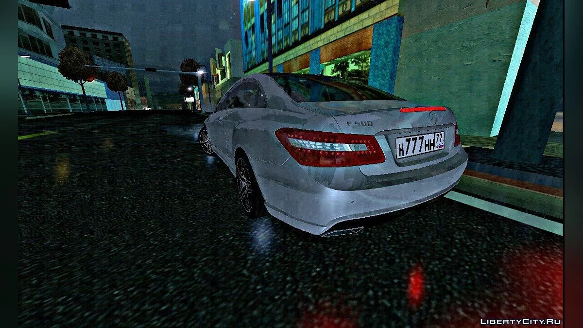 Mercedes-Benz E500 W207 (тільки DFF) / GTA San Andreas (iOS, Android)