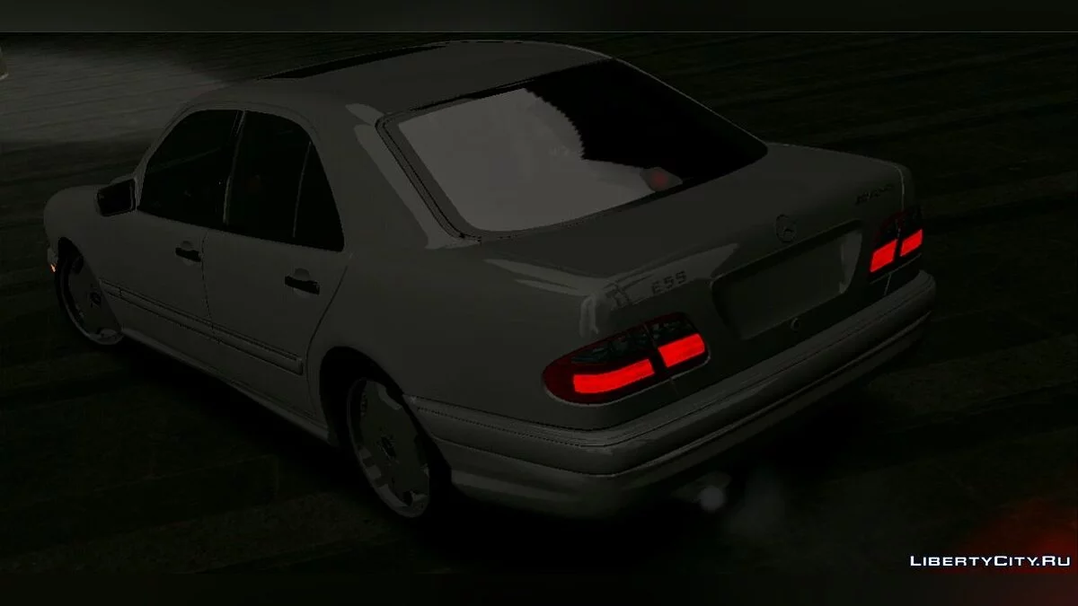 梅赛德斯-奔驰 E55 AMG(仅限 DFF) / GTA San Andreas (iOS, Android)