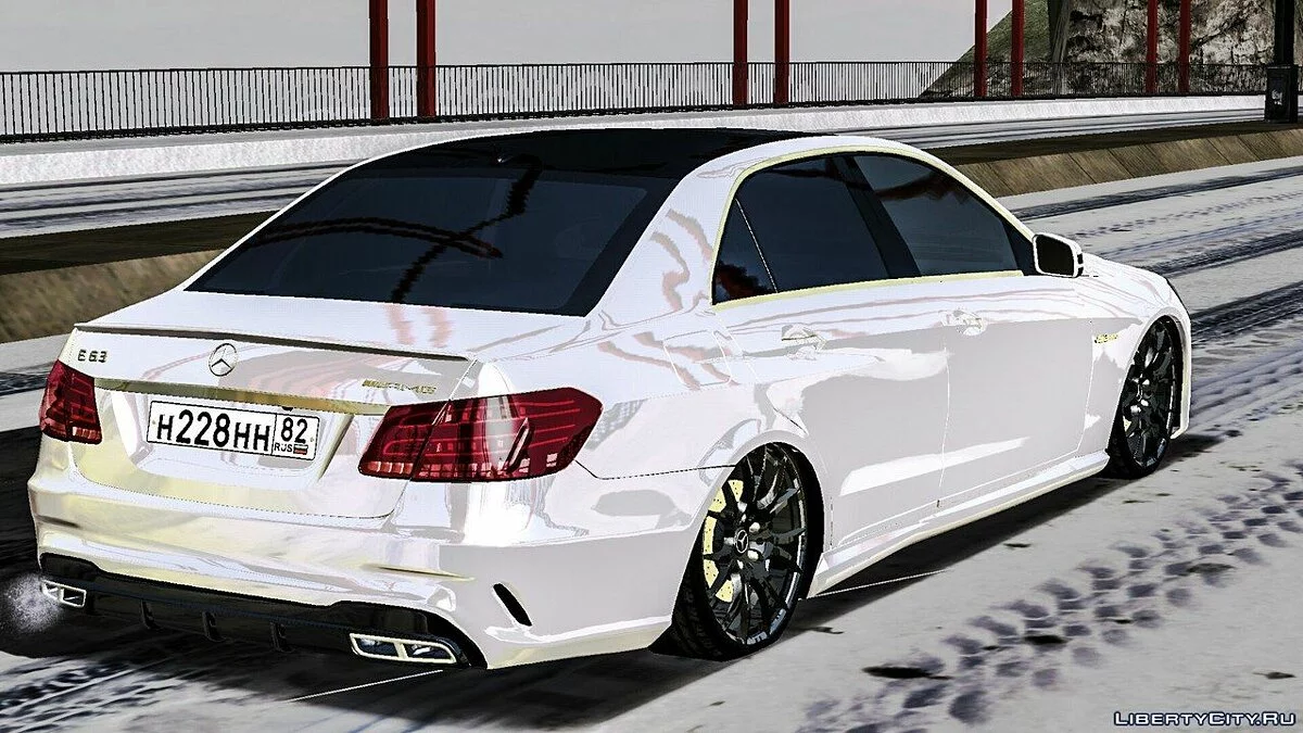 Mercedes-Benz E63 AMGs (лише DFF) / GTA San Andreas (iOS, Android)