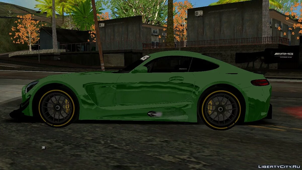 Mercedes-Benz AMG GT3 (PC and mobile) / GTA San Andreas (iOS, Android)