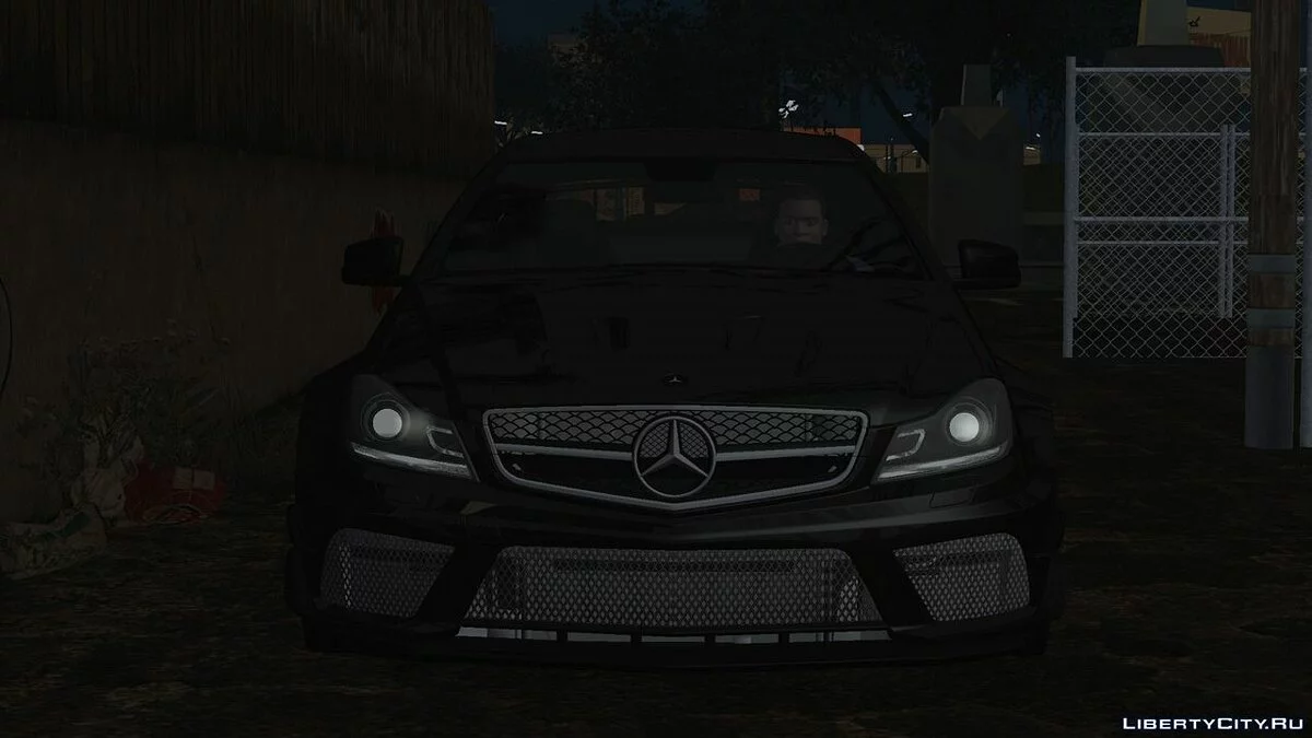 مرسيدس-بنز C63 W204 BLACK SERIES (DFF فقط) / GTA سان أندرياس (iOS، أندرويد)