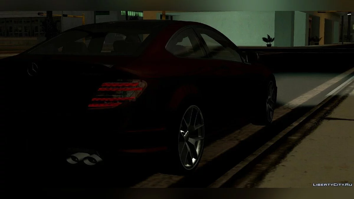 Mercedes-Benz W204 coupe C63 AMG / GTA San Andreas (iOS, Android)