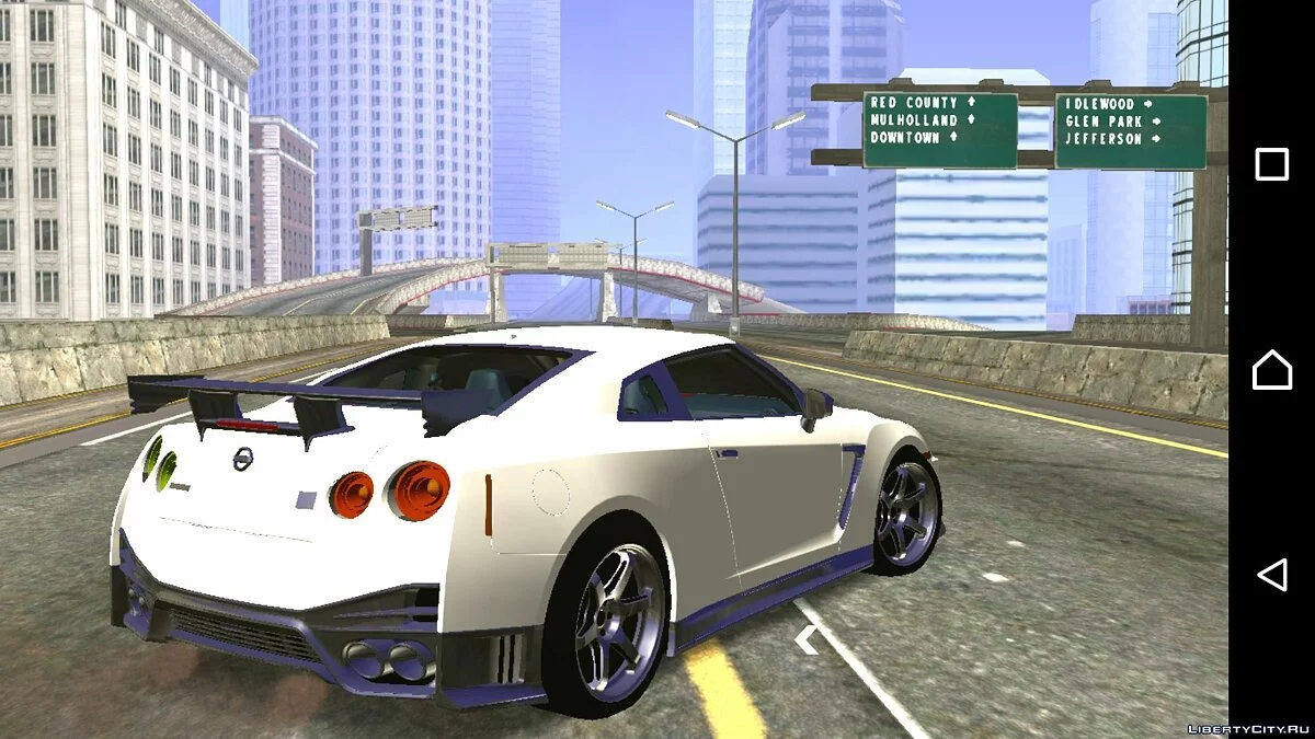 Nissan GT-R Nismo 2017 (DFF uniquement) / GTA San Andreas (iOS, Android)