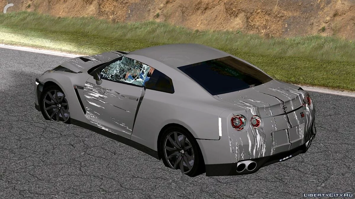 日产GTR R35 / GTA San Andreas (iOS, Android)