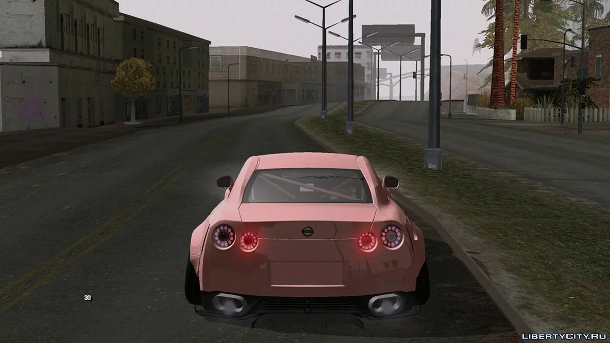 نيسان GT-R (DFF فقط) / GTA سان أندرياس (iOS، أندرويد)