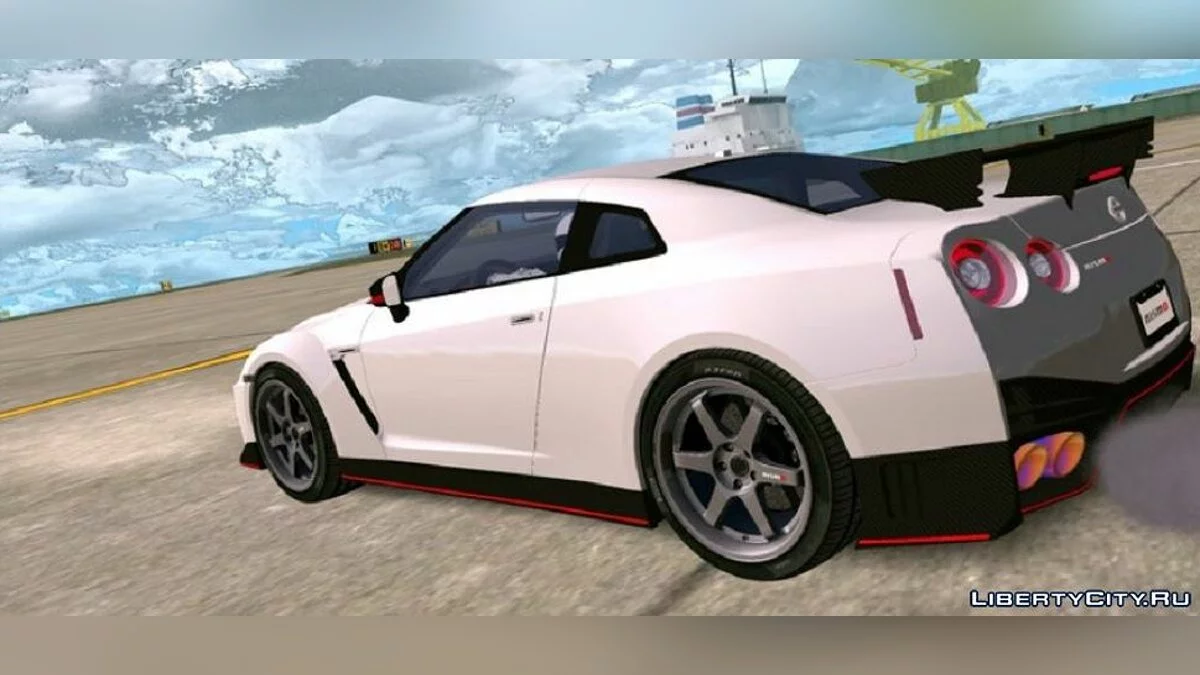 نيسان GTR R35 نيسمو 2018 / GTA سان أندرياس (iOS، أندرويد)