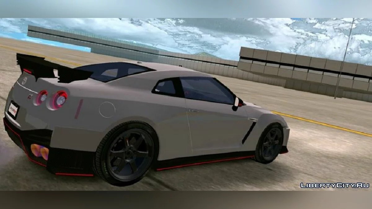 نيسان GTR R35 نيسمو 2018 / GTA سان أندرياس (iOS، أندرويد)