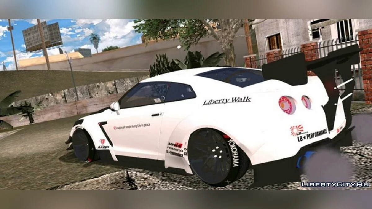 Nissan GTR R35 / GTA San Andreas (iOS, Android)
