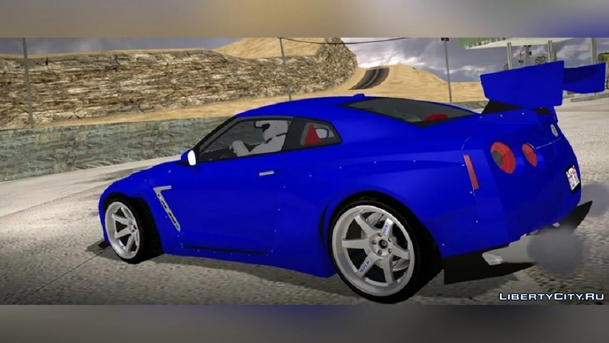 Pandem Nissan GTR R35 / GTA San Andreas (iOS, Android)