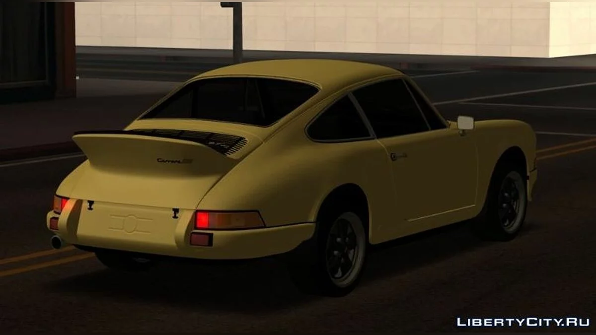 Porsche 911 Carrera / GTA San Andreas (iOS, Android)