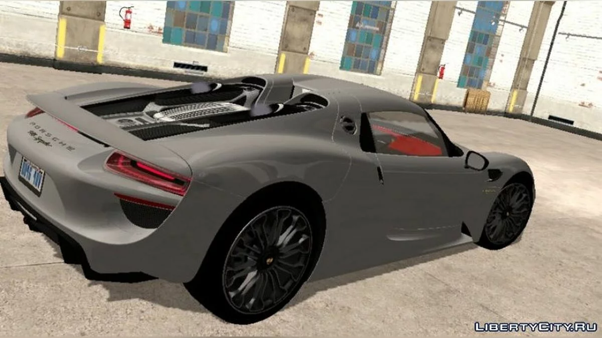 Porsche 918 Spyder / GTA San Andreas (iOS, Android)
