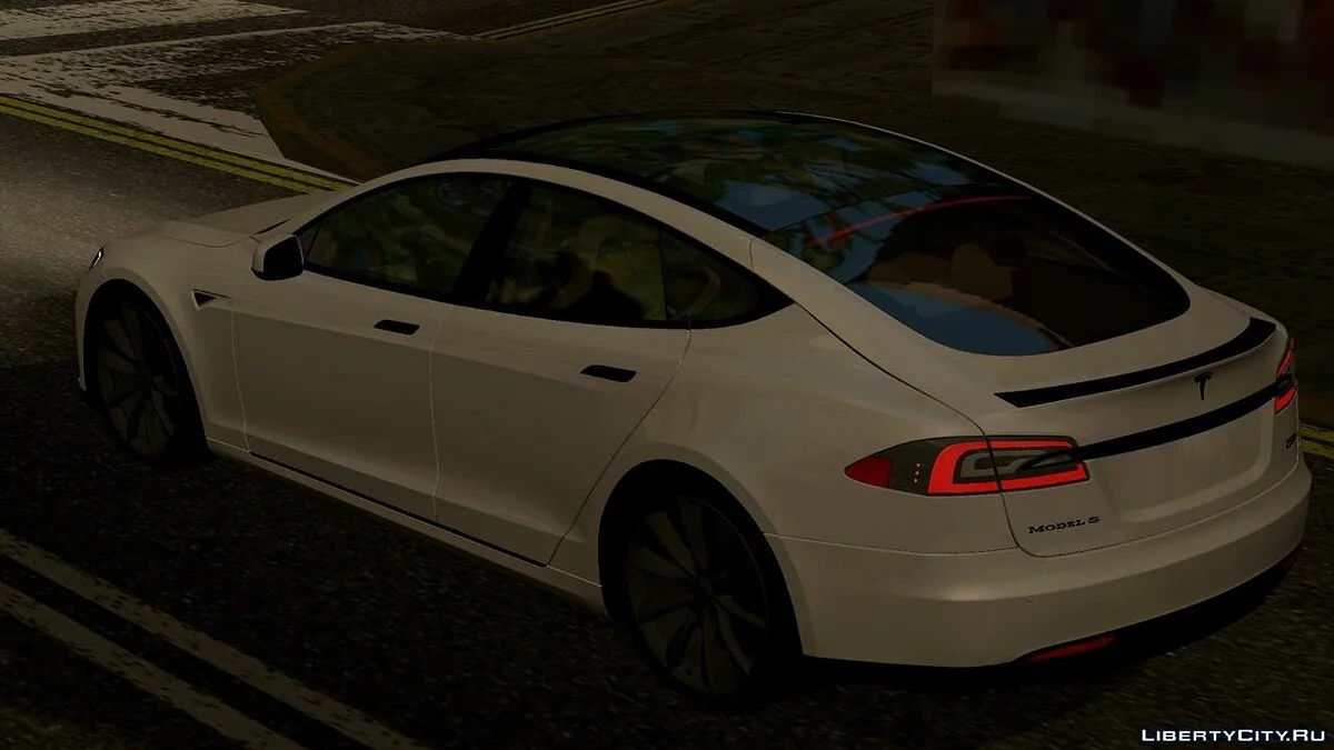 特斯拉 Model S / GTA San Andreas (iOS, Android)