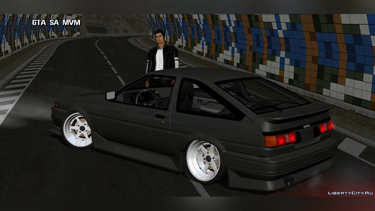 Toyota AE86 + vinyles / GTA San Andreas (iOS, Android)