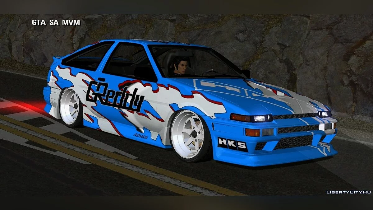 Toyota AE86 + vinyles / GTA San Andreas (iOS, Android)