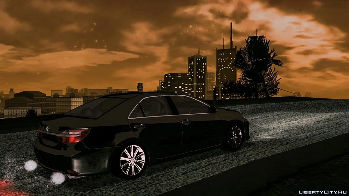 丰田凯美瑞(仅 DFF) / GTA San Andreas (iOS, Android)