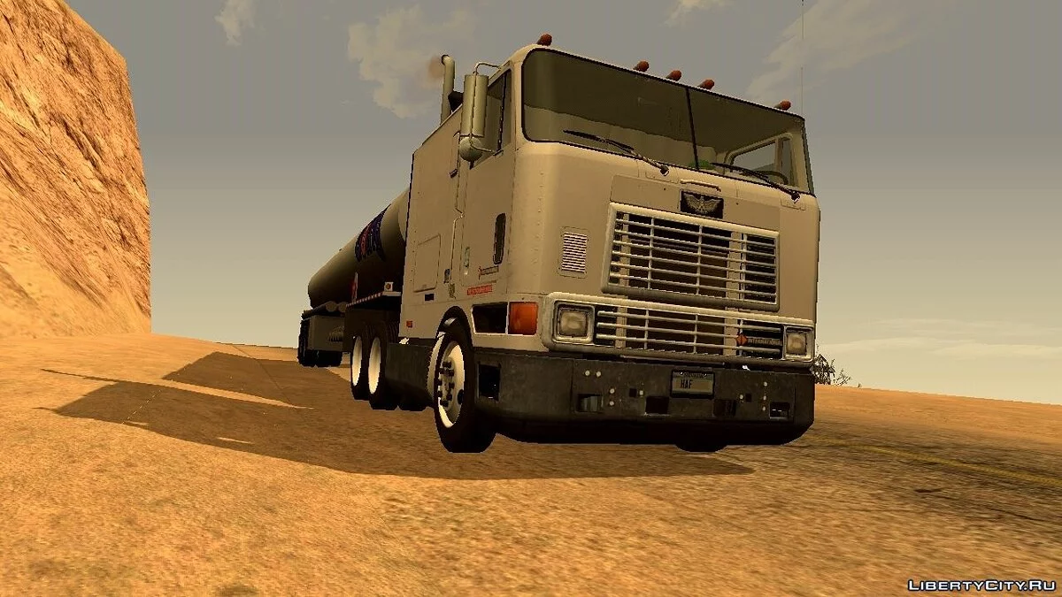 نافيستار إنترناشيونال 9800 / GTA سان أندرياس (iOS، أندرويد)