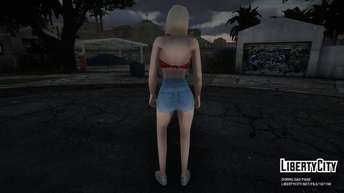 Chica en pantalones cortos / GTA San Andreas