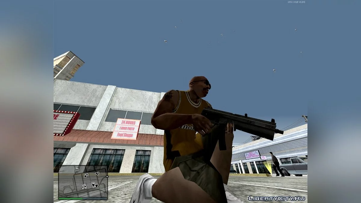 Pistols and submachine guns from GTA IV in GTA San Andreas / GTA San Andreas