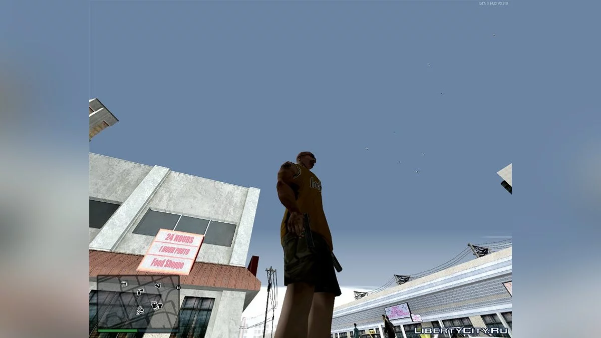 Pistols and submachine guns from GTA IV in GTA San Andreas / GTA San Andreas
