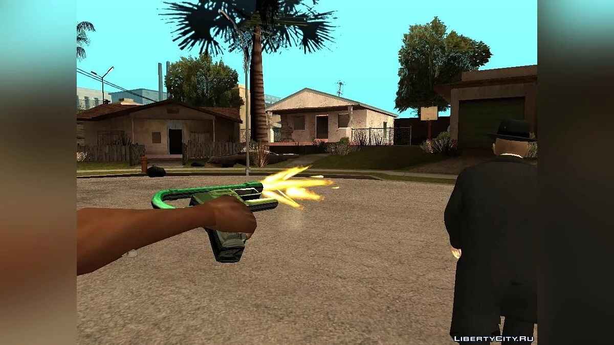 Pistol of the main character of the film The Green Hornet / GTA San Andreas